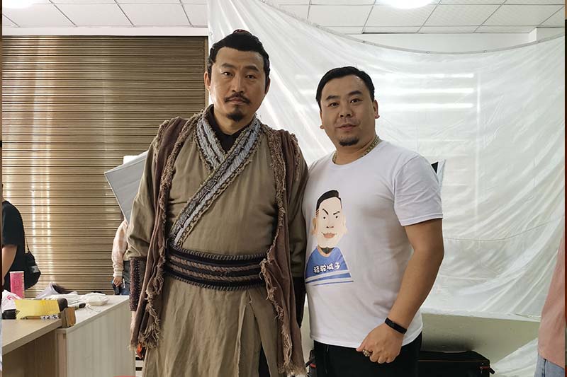李佳城与演员战卫华合作合影